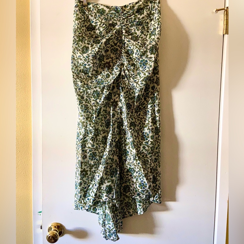 Veronica Beard floral olive green midi sized skirt size 4